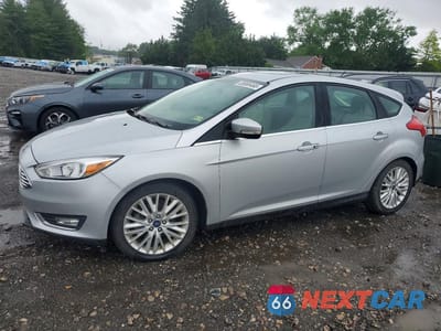 2018 FORD FOCUS TITANIUM 1FADP3N27JL271877 - główne zdjęcie licytacji z USA - miniatura