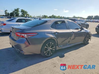 Trzecie zdjęcie samochodu z tyłu: 2019 TOYOTA CAMRY SE VIN:4T1B11HKXKU172769 - miniatura