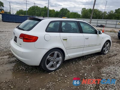 Trzecie zdjęcie samochodu z tyłu: 2011 AUDI A3 PREMIUM PLUS VIN:WAUKJAFM5BA025900 - miniatura