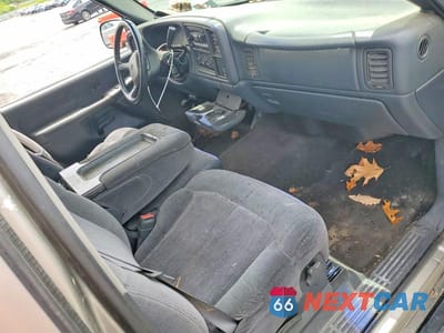 Zdjęcie 8 z 12 samochodu: 2000 CHEVROLET SILVERADO 2500HD VIN:1GCGK29U2YE398448 - miniatura