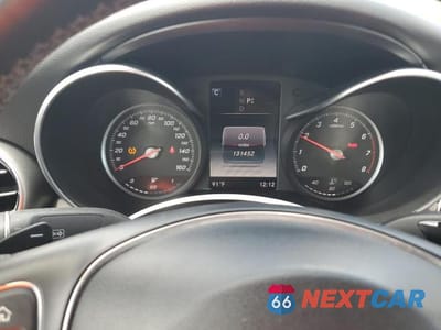 Zdjęcie 9 z 13 samochodu: 2016 MERCEDES-BENZ C 300 4MATIC VIN:55SWF4KB2GU104045 - miniatura