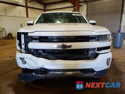 Piąte zdjęcie samochodu w środku: 2016 CHEVROLET SILVERADO K1500 LT VIN:3GCUKREC2GG158669 - miniatura