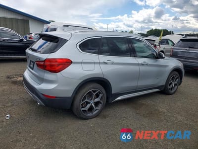 Trzecie zdjęcie samochodu z tyłu: 2016 BMW X1 XDRIVE28I VIN:WBXHT3C31GP886321 - miniatura