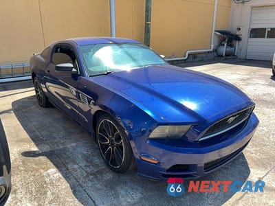 2014 FORD MUSTANG 1ZVBP8AM0E5325260 - główne zdjęcie licytacji z USA - miniatura
