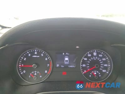 Zdjęcie 9 z 12 samochodu: 2019 KIA FORTE S VIN:3KPF34AD9KE107021 - miniatura