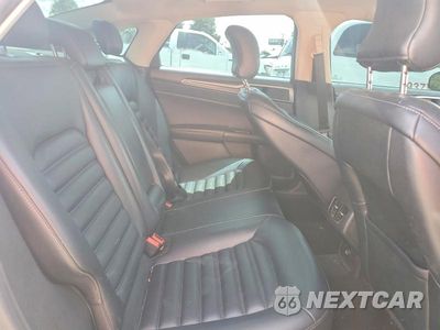 Zdjęcie 10 z 12 samochodu: 2019 FORD FUSION SEL VIN:3FA6P0CD7KR141807 - miniatura