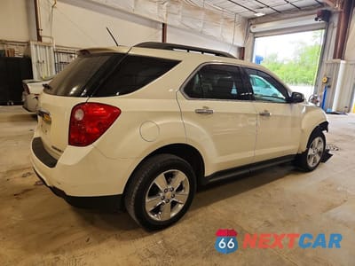 Trzecie zdjęcie samochodu z tyłu: 2015 CHEVROLET EQUINOX LT VIN:1GNALBEK8FZ126958 - miniatura