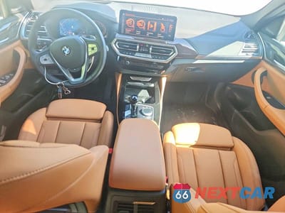 Zdjęcie 8 z 14 samochodu: 2025 BMW X4 XDRIVE30I VIN:5UX33DT05S9Y19316 - miniatura