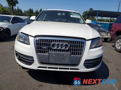 Piąte zdjęcie samochodu w środku: 2012 AUDI Q5 PREMIUM PLUS VIN:WA1LFAFP1CA009899 - miniatura