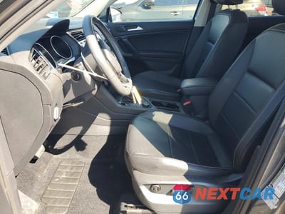 Zdjęcie 7 z 13 samochodu: 2021 VOLKSWAGEN TIGUAN SE VIN:3VV2B7AX1MM147391 - miniatura