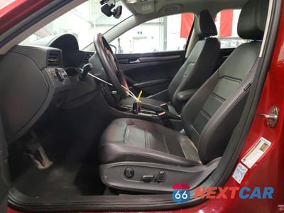 Zdjęcie 7 z 12 samochodu: 2021 VOLKSWAGEN PASSAT HIGHLINE VIN:1VWBA7A31MC010965 - miniatura