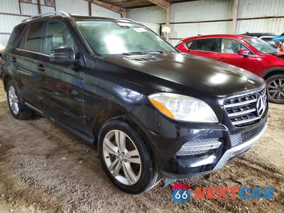 Czwarte zdjęcie samochodu z boku: 2015 MERCEDES-BENZ ML 350 VIN:4JGDA5JB6FA485299 - miniatura