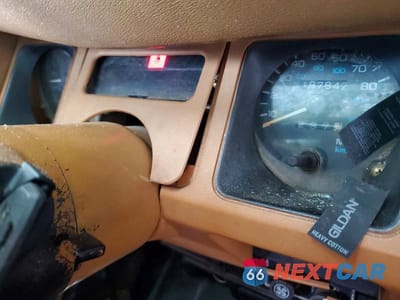 Zdjęcie 9 z 12 samochodu: 1995 JEEP WRANGLER / YJ S VIN:1J4FY19P3SP313282 - miniatura