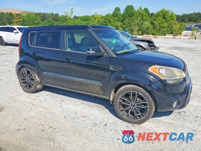 Czwarte zdjęcie samochodu z boku: 2013 KIA SOUL ! VIN:KNDJT2A65D7539317 - miniatura