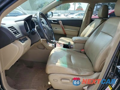 Zdjęcie 7 z 13 samochodu: 2010 TOYOTA HIGHLANDER LIMITED VIN:5TDYK3EH7AS023254 - miniatura