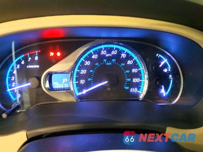 Zdjęcie 9 z 13 samochodu: 2011 TOYOTA SIENNA XLE 8-PASSENGER VIN:5TDYK3DC5BS043512 - miniatura