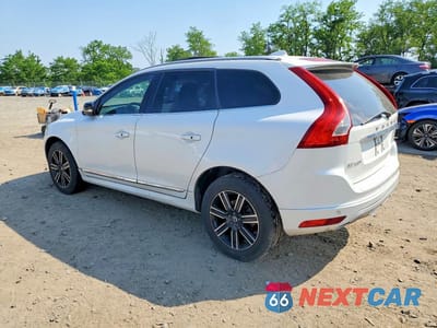 Drugie zdjęcie samochodu z przodu: 2017 VOLVO XC60 T5 DYNAMIC VIN:YV440MDR7H2222680 - miniatura