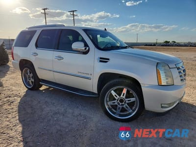Czwarte zdjęcie samochodu z boku: 2007 CADI ESCALADE L VIN:1GYEC63827R290050 - miniatura
