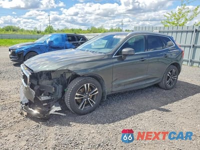 2018 VOLVO XC60 T6 MOMENTUM YV4A22RK3J1027216 - główne zdjęcie licytacji z USA - miniatura