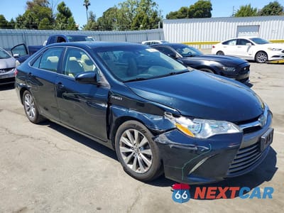 Czwarte zdjęcie samochodu z boku: 2017 TOYOTA CAMRY HYBRID XLE VIN:4T1BD1FK4HU214047 - miniatura
