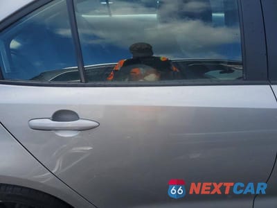 Zdjęcie 10 z 12 samochodu: 2026 TOYOTA COROLLA SE VIN:5YFS4MCEXTP257558 - miniatura