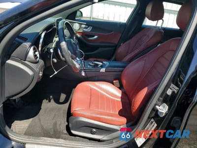 Zdjęcie 7 z 12 samochodu: 2015 MERCEDES-BENZ C 300 4MATIC VIN:55SWF4KB1FU060456 - miniatura