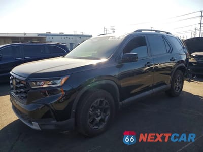 2023 HONDA PILOT TRAILSPORT 5FNYG1H63PB056619 - główne zdjęcie licytacji z USA - miniatura