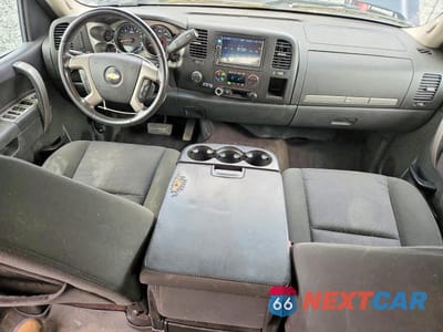 Zdjęcie 8 z 12 samochodu: 2010 CHEVROLET SILVERADO K1500 LT VIN:3GCRKSE35AG294217 - miniatura
