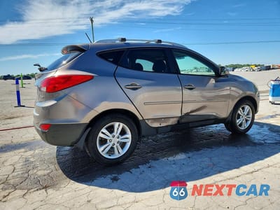 Trzecie zdjęcie samochodu z tyłu: 2012 HYUNDAI TUCSON GLS VIN:KM8JU3AC9CU499084 - miniatura