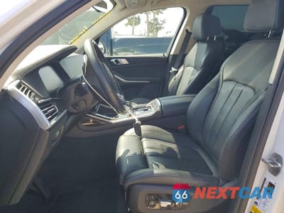 Zdjęcie 7 z 14 samochodu: 2020 BMW X7 XDRIVE40I VIN:5UXCW2C03L9C95583 - miniatura