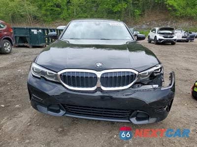 Piąte zdjęcie samochodu w środku: 2020 BMW 330I VIN:WBA5R1C04LFH47194 - miniatura