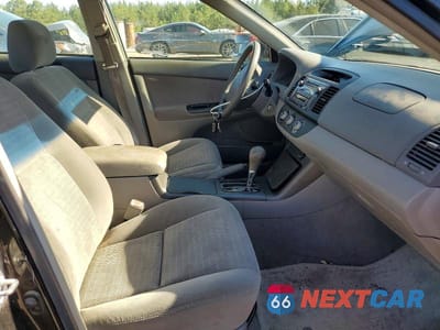 Zdjęcie 7 z 12 samochodu: 2005 TOYOTA CAMRY LE VIN:4T1BE32K95U054449 - miniatura
