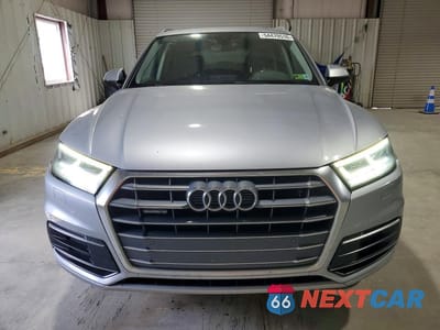 Piąte zdjęcie samochodu w środku: 2018 AUDI Q5 PREMIUM PLUS VIN:WA1BNAFY8J2239065 - miniatura