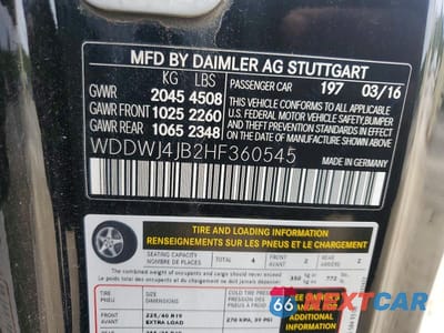 Zdjęcie 12 z 12 samochodu: 2017 MERCEDES-BENZ C 300 VIN:WDDWJ4JB2HF360545 - miniatura