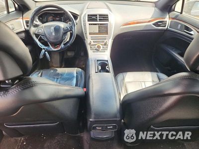 Zdjęcie 8 z 12 samochodu: 2017 LINCOLN MKZ RESERVE VIN:3LN6L5E91HR638030 - miniatura