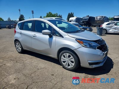 Czwarte zdjęcie samochodu z boku: 2017 NISS VERSA NOTE VIN:3N1CE2CP3HL361243 - miniatura