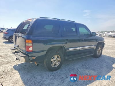 Trzecie zdjęcie samochodu z tyłu: 2004 GMC YUKON VIN:1GKEC13V34J116565 - miniatura