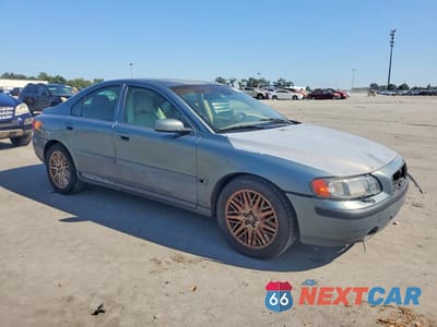 Czwarte zdjęcie samochodu z boku: 2004 VOLVO S60 VIN:YV1RS61T142376787 - miniatura