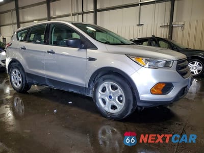 Czwarte zdjęcie samochodu z boku: 2017 FORD ESCAPE S VIN:1FMCU0F77HUA38721 - miniatura