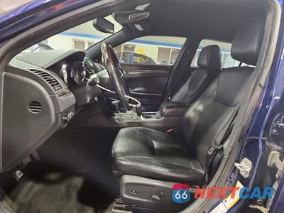Zdjęcie 7 z 12 samochodu: 2013 CHRYSLER 300C VIN:2C3CCAET9DH577757 - miniatura