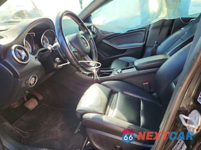 Zdjęcie 7 z 12 samochodu: 2016 MERCEDES-BENZ CLA 250 4MATIC VIN:WDDSJ4GB1GN300587 - miniatura