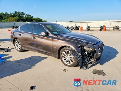 Czwarte zdjęcie samochodu z boku: 2016 INFINITI Q50 3.0T PREMIUM VIN:JN1EV7AP5GM305575 - miniatura