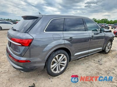 Trzecie zdjęcie samochodu z tyłu: 2025 AUDI Q7 PREMIUM PLUS VIN:WA1LVBF70SD029986 - miniatura