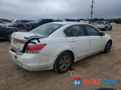 Trzecie zdjęcie samochodu z tyłu: 2011 HONDA ACCORD SE VIN:1HGCP2F61BA111719 - miniatura
