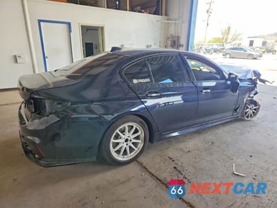 Trzecie zdjęcie samochodu z tyłu: 2018 BMW 540 I VIN:WBAJE5C53JWA93413 - miniatura