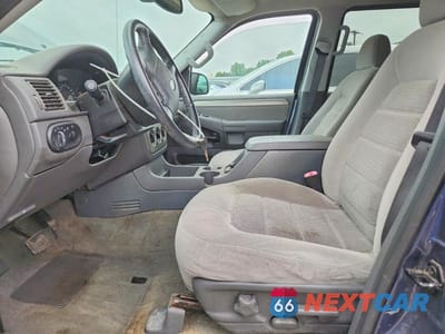Zdjęcie 7 z 13 samochodu: 2004 FORD EXPLORER XLT VIN:1FMZU73E04UB80215 - miniatura