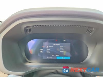 Zdjęcie 9 z 13 samochodu: 2026 VOLVO XC60 PLUS VIN:YV4M12RC4T1437065 - miniatura