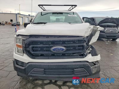 Piąte zdjęcie samochodu w środku: 2022 FORD F150 SUPER CAB VIN:1FTEX1CB3NKE60172 - miniatura