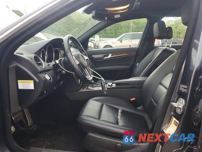 Zdjęcie 7 z 12 samochodu: 2013 MERCEDES-BENZ C 300 4MATIC VIN:WDDGF8AB7DR279479 - miniatura
