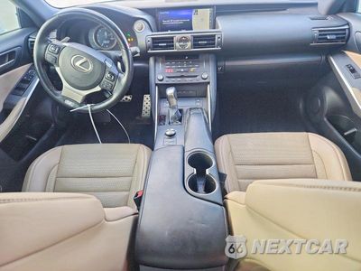 Zdjęcie 8 z 13 samochodu: 2019 LEXUS IS 300 VIN:JTHBA1D25K5096378 - miniatura